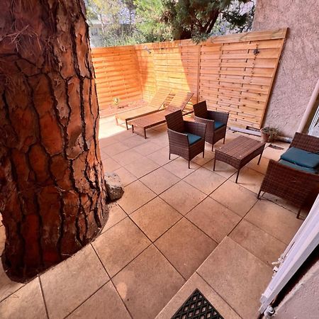 Sympathique Studio En Rez De Jardin Dans Residence Hyères المظهر الخارجي الصورة