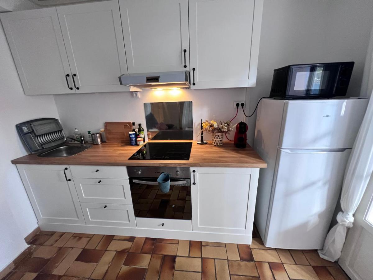 Sympathique Studio En Rez De Jardin Dans Residence Hyères المظهر الخارجي الصورة